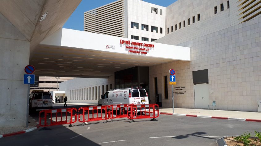 הכניסה למיון בבית החולים באשדוד. צילום: דור גפני