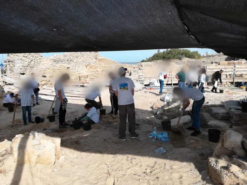 תלמידים עובדים במצודה. צילום: ביה"ס גוונים