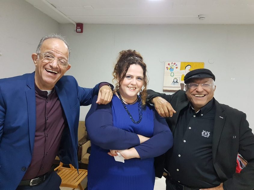 "בזכרי ימים ימימה" יעל פומפרק אלוש עם דקלון ודנוך. צילום: יפית אלוש