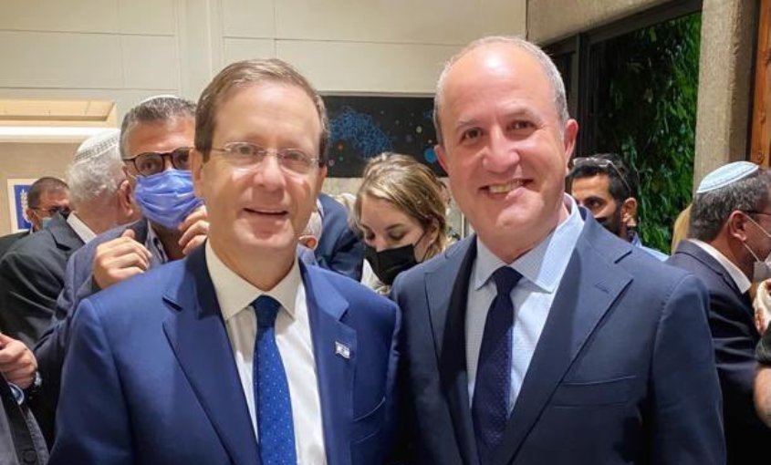 הנשיא הרצוג וד"ר לסרי