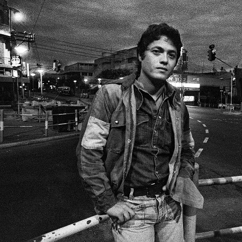 תצלום לעטיפת התקליט גבר הולך לאיבוד, שלמה ארצי, 1978.צילום: ג'ראר אלון