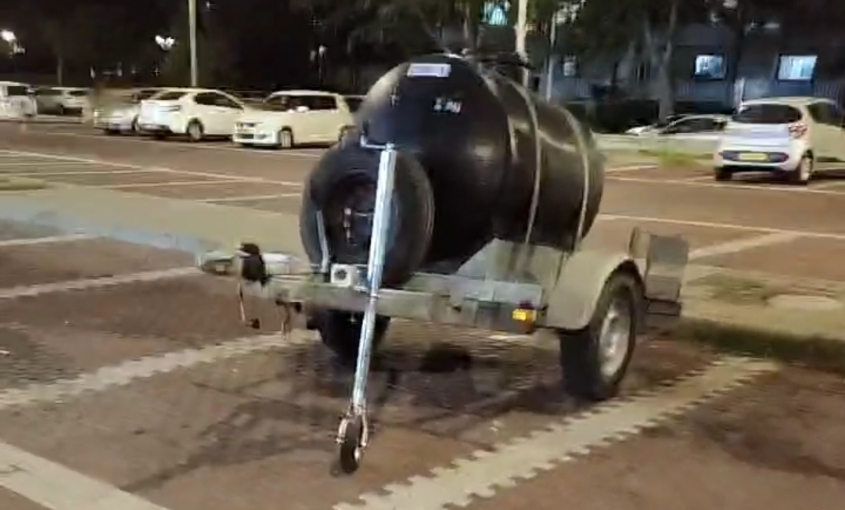 עוקב מים שהוצב באזור ג'. צילום: בן לוי
