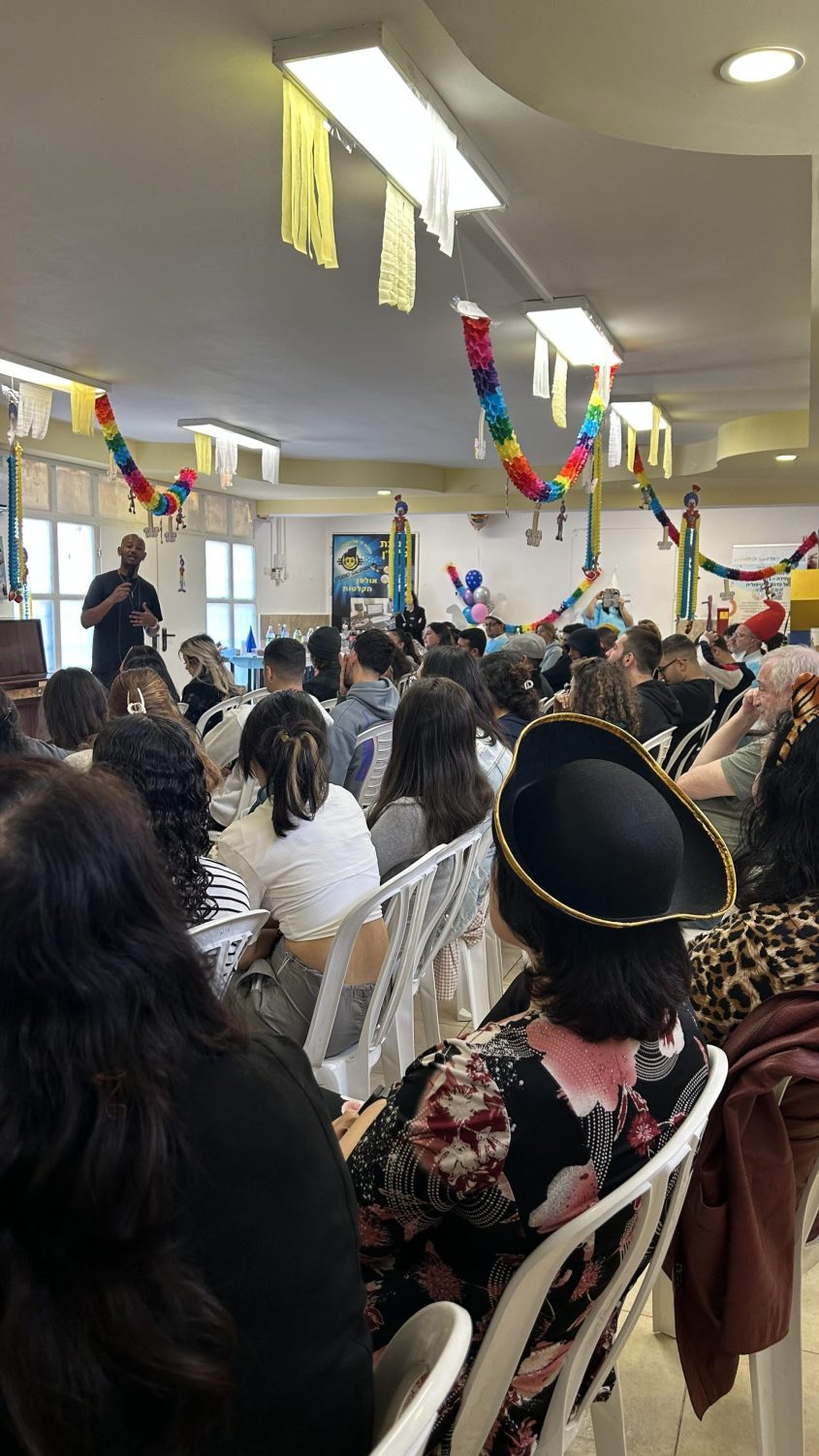 חגיגות פורים ביחידה לקידום נוער. צילום: היחידה לקידום נוער אשדוד