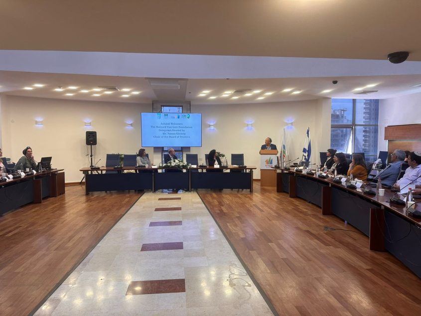 ביקורו של נאנו קליפטר בעיריית אשדוד. צילום: דוברות עיריית אשדוד