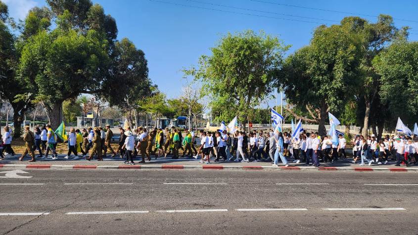 מקיף א' צועדים לזכר הנופלים