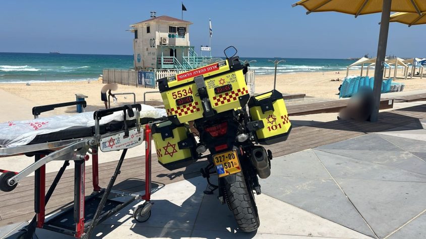 זירת הטביעה בחוף לידו. צילום: תיעוד מבצעי מד"א