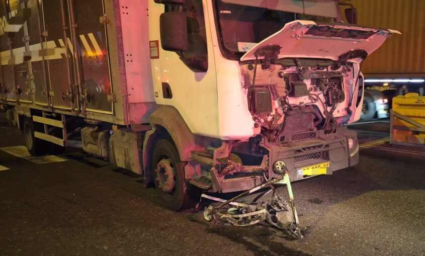 זירת התאונה בצומת ניר גלים. צילום: תיעוד מבצעי מד"א