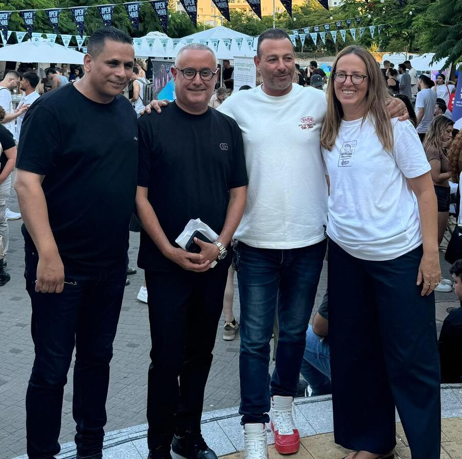 כנס במרכז כיוונים. צילום: חן כהן