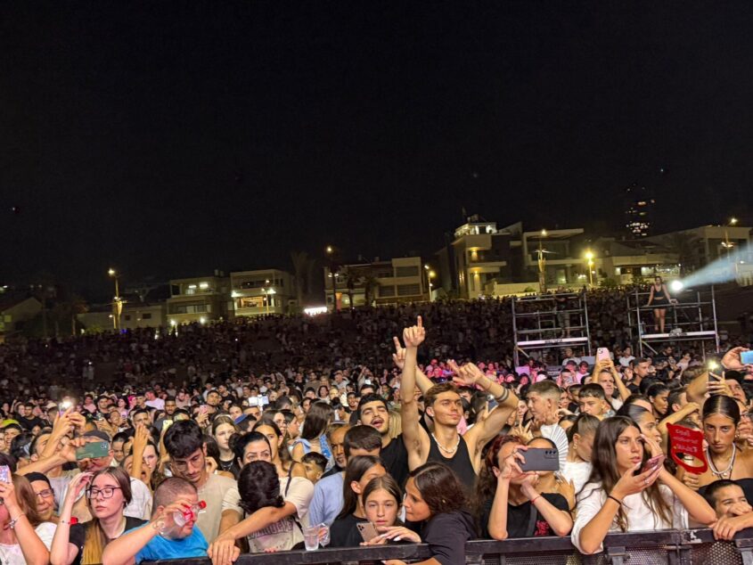 הקהל הרב בפסטיבל חלון לים התיכון. צילום: שמואל דוד