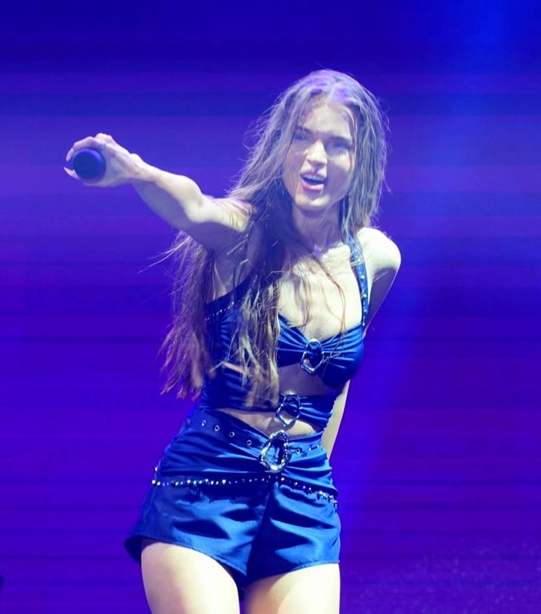 אנה זק בפסטיבל חלון לים התיכון. צילום: טוביה סגל
