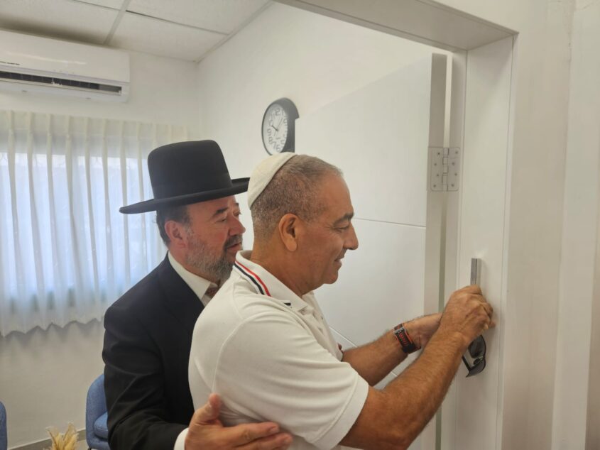 חניכת המבנה החדש בגן יבנה. צילום: דוברות המועצה