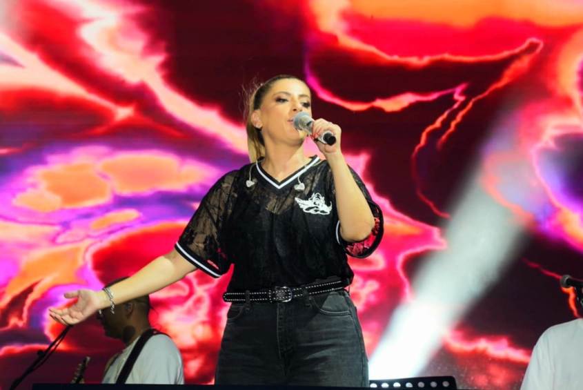 שרית חדד בפסטיבל חלון לים התיכון. צילום: טוביה סגל