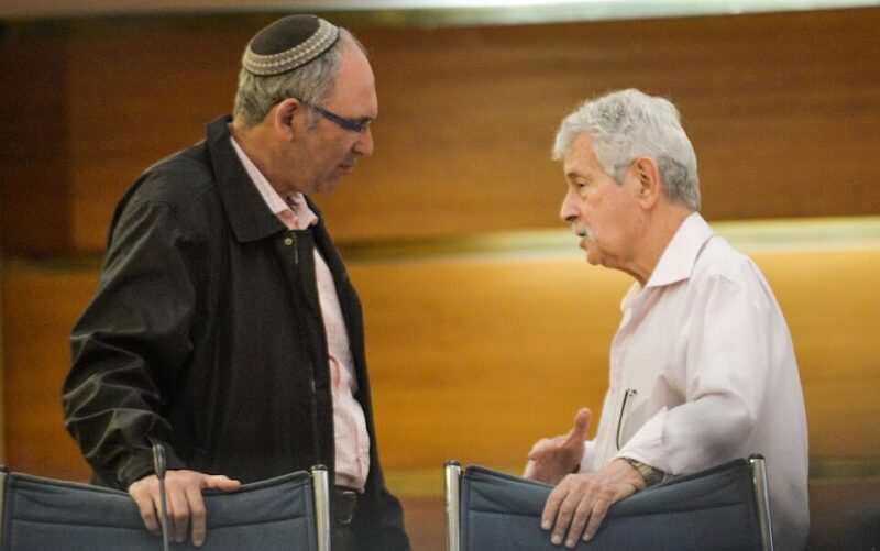 אדי בן חמו וצבי צילקר. צילום: אורי קריספין