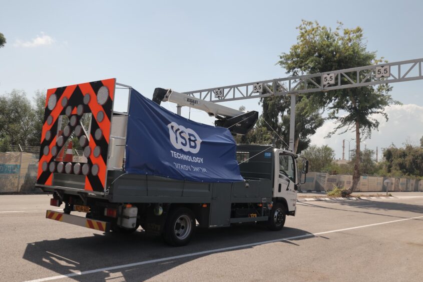 תערוכת AI ON TRACK IN THE CITY. צילום: skypro
