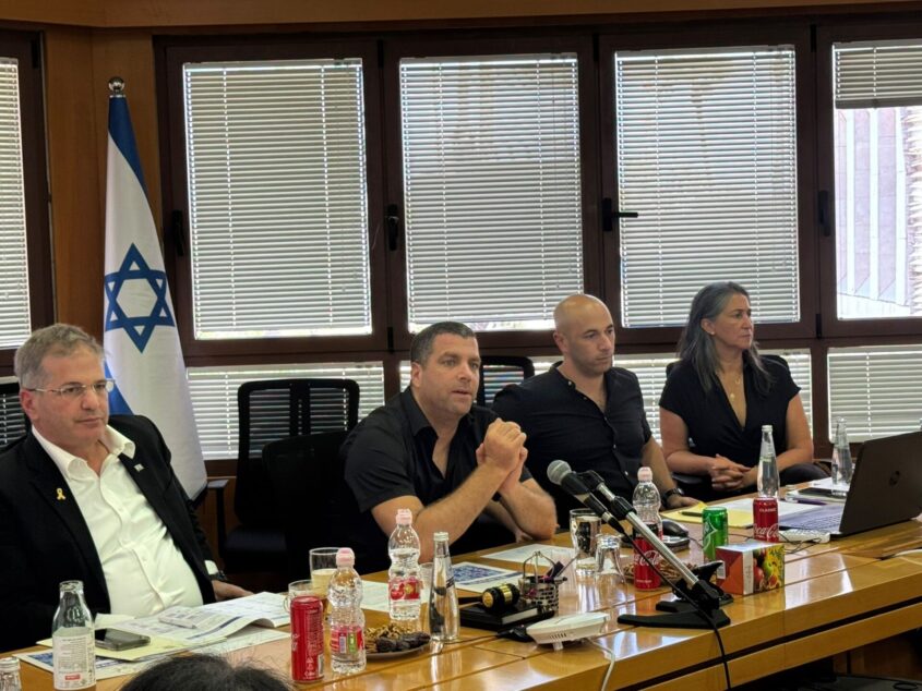 שר החינוך בביקור במועצה אזורית באר טוביה