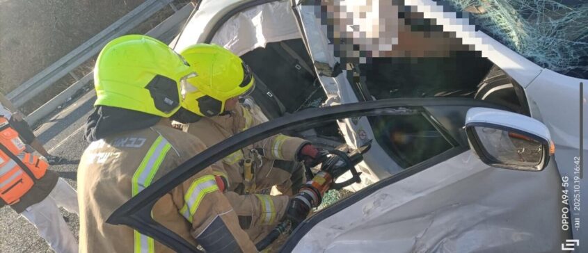 זירת התאונה בכביש 4. צילום: כב"ה