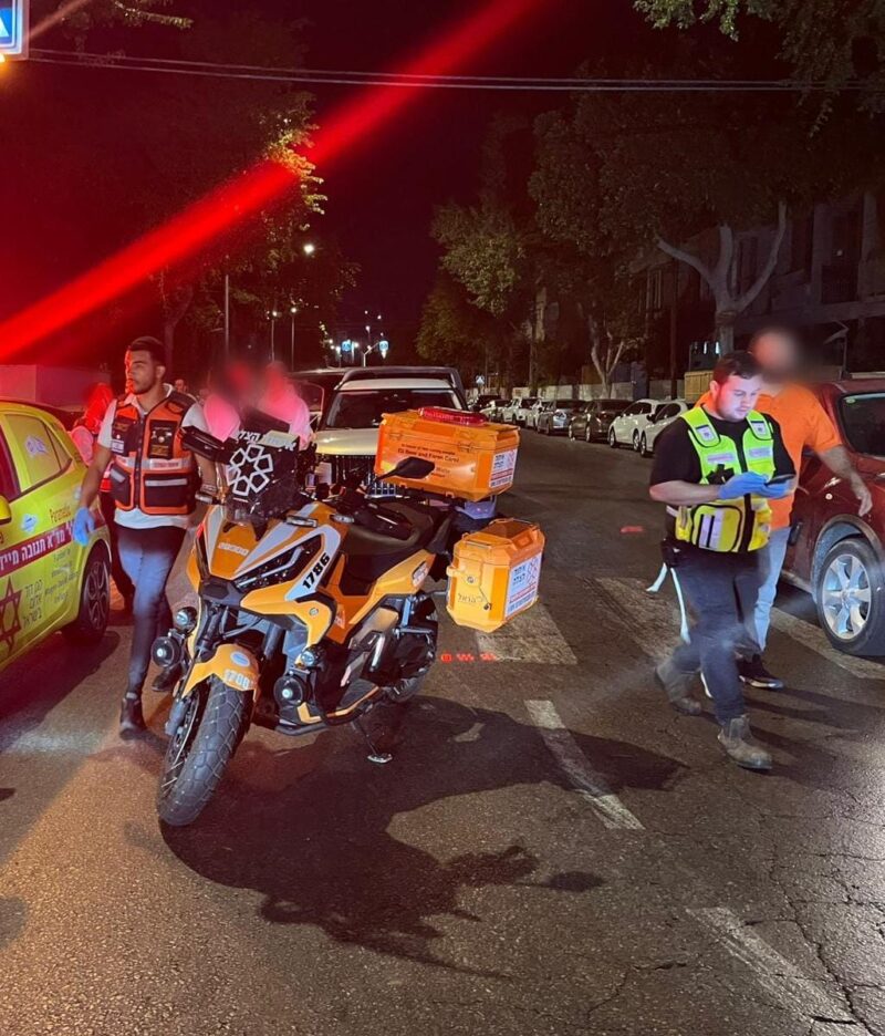 זירת האירוע ברחוב הפלמ"ח. צילום: איחוד הצלה