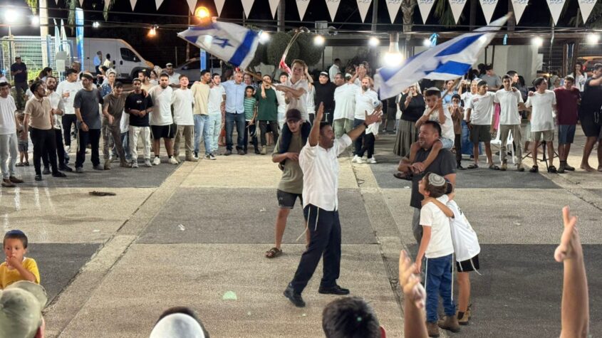 אירוע שמחת בית השואבה. צילום: אושרת עקיבא