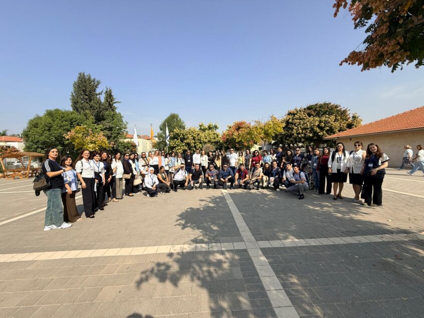 משלחת מאזרבייג'ן בגן יבנה