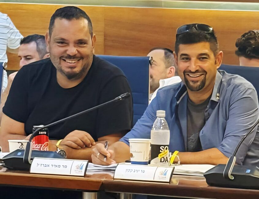 יניב קקון ומאיר אברז'ל. צילום: אינדה פלינט תנועת אשדודים
