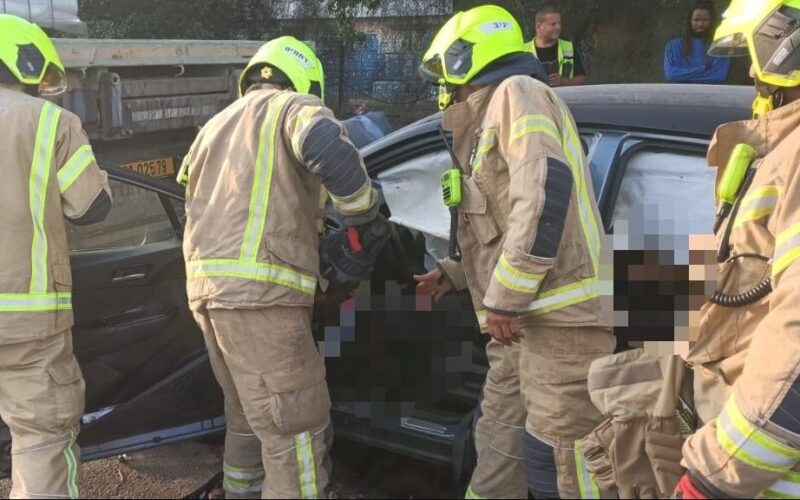 זירת התאונה בדרך תל מור. צילום: כב"ה