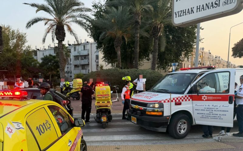 זירת התאונה בשד' בני ברית פינת יצחק הנשיא. צילום: מד"א הצלה דרום