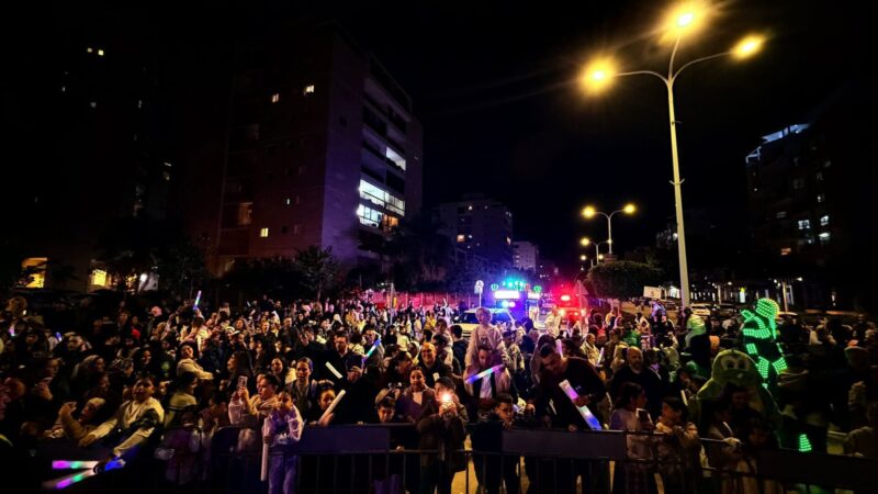 הדלקת חנוכייה בכיכר האורות. צילום: אורי קריספין