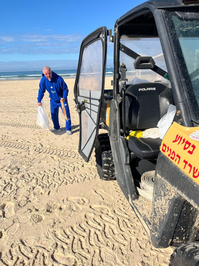 מבצע לפינוי הפסולת מחופי אשדוד