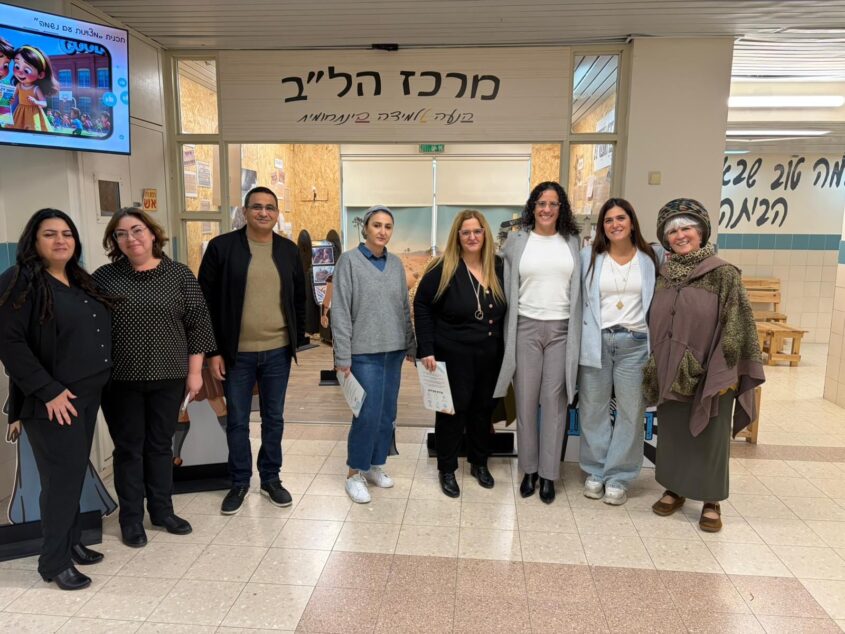 ביקור מפקחות משרד החינוך בבתי ספר באשדוד