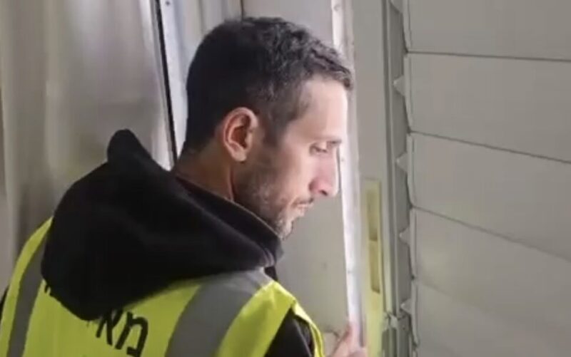 הפקח מאיר אבו מפיקוח החניה