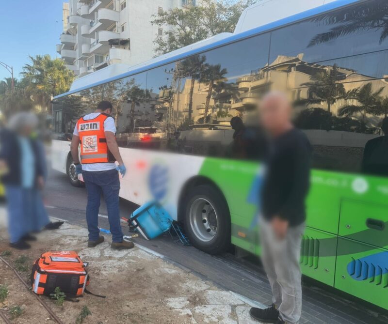 זירת התאונה ברחוב כנרת. צילום: איחוד הצלה