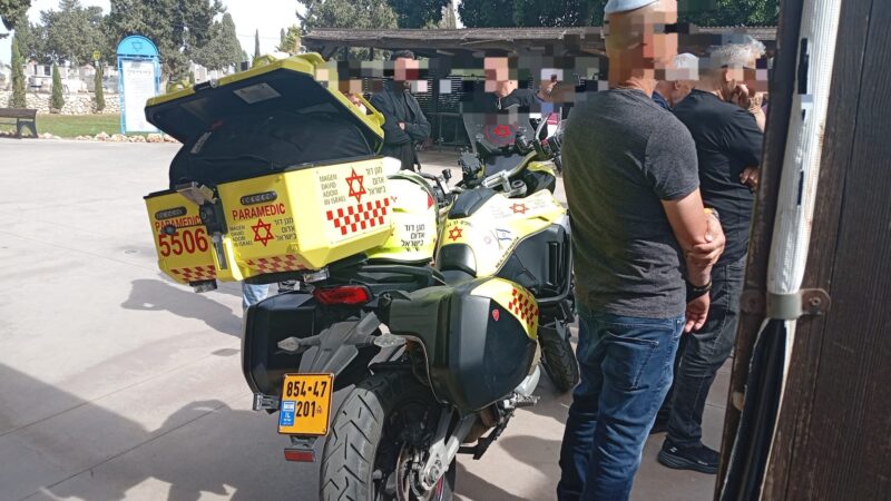זירת האירוע בבית העלמין באשדוד. צילום: מד"א הצלה דרום