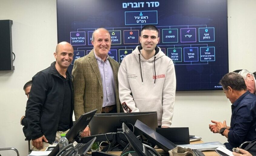 חוגגים יום הולדת בהערכת מצב. צילום: עיריית אשדוד