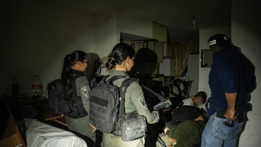 מעצר שב"חים. צילום: דוברות המשטרה