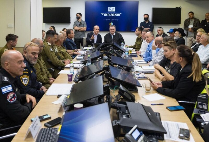 השר כ"ץ בעיריית אשדוד. צילום: לירון מולדובן
