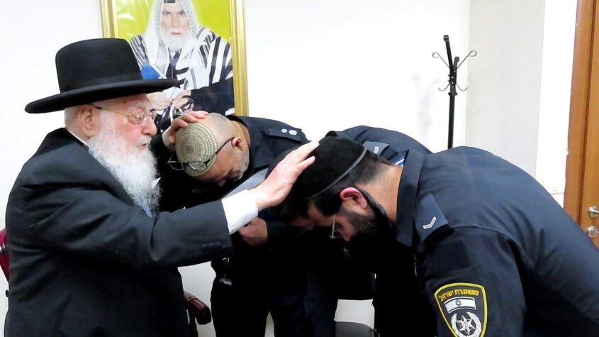 פגישת היכרות מפקד המשטרה והרב הראשי לאשדוד