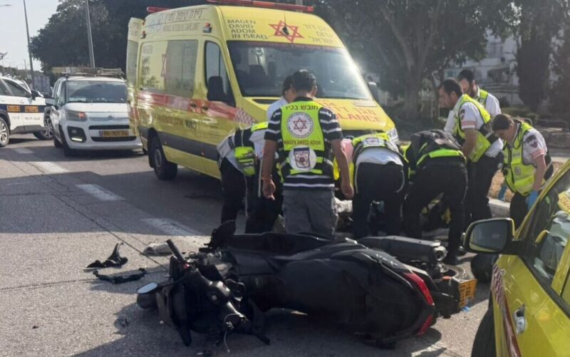 זירת התאונה ברחוב משה סנה. צילום: הצלה דרום