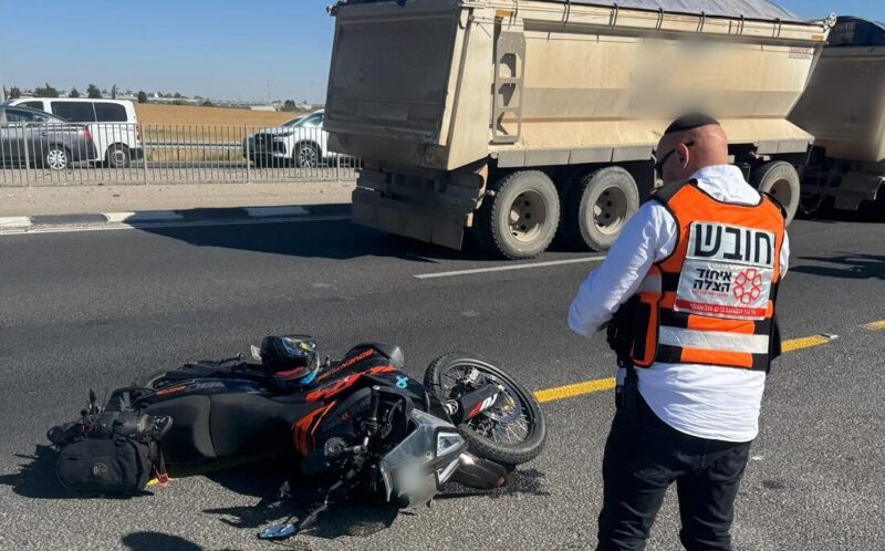 זירת התאונה ליד בית עזרא. צילום: איחוד הצלה