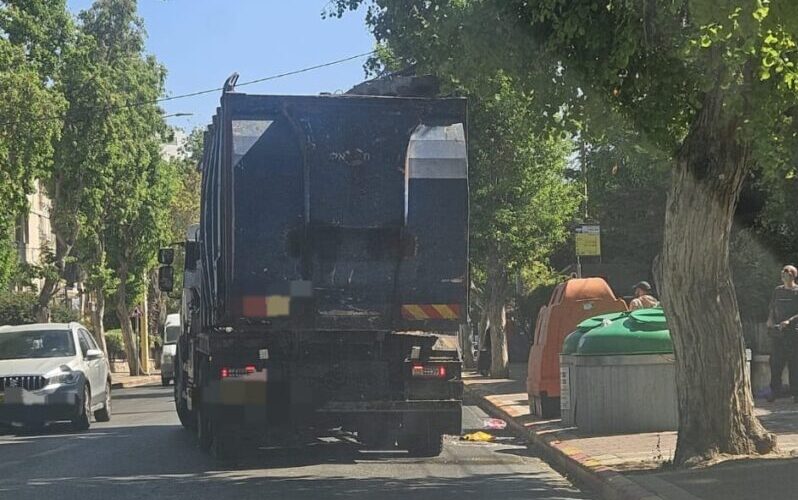 המשאית בה נהג האיש. צילום: דוברות המשטרה