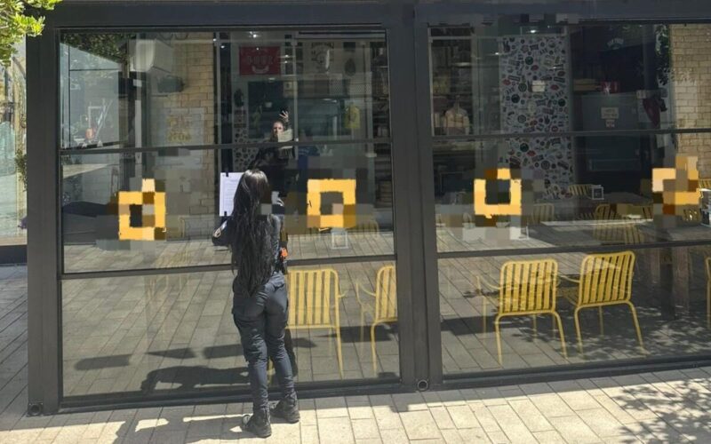 צו הסגירה. צילום: דוברות המשטרה