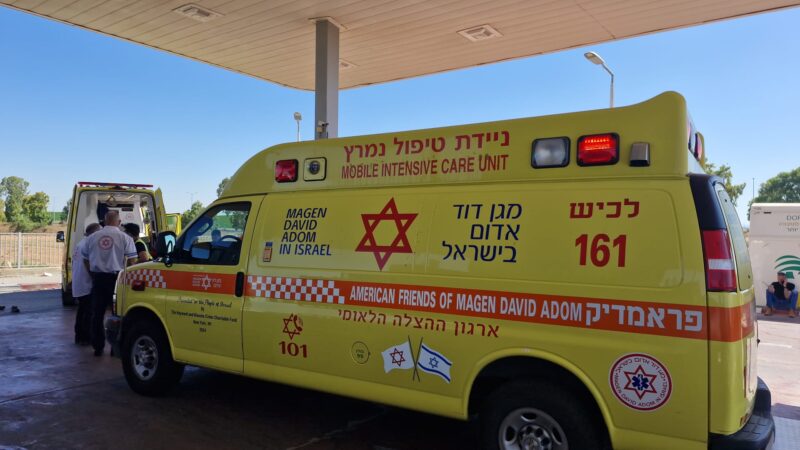 זירת התאונה ליד ניר בנים. צילום: איחוד הצלה