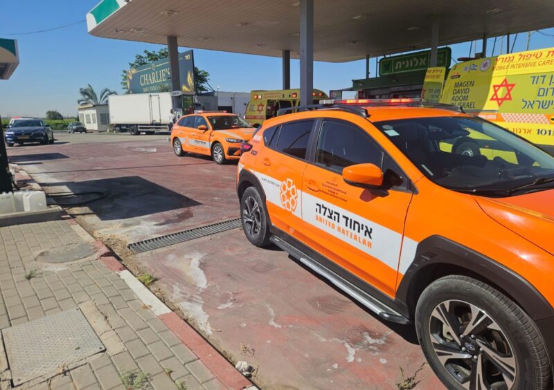 זירת התאונה ליד ניר בנים. צילום: איחוד הצלה