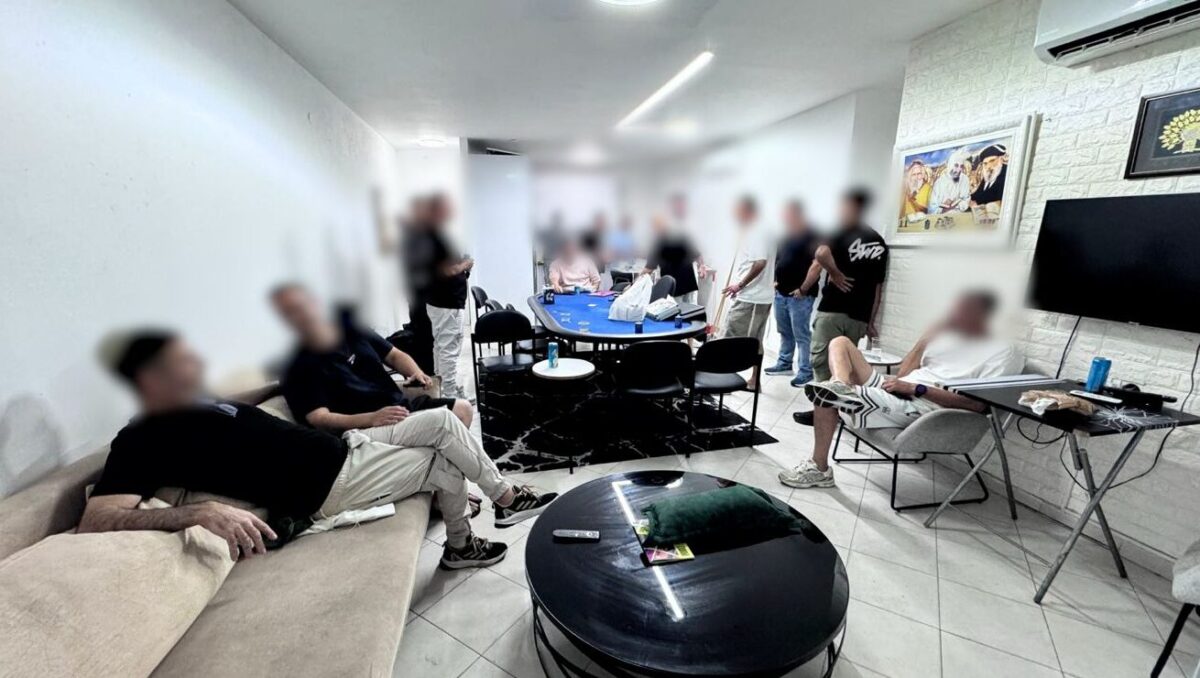 דירת ההימורים. צילום: דוברות המשטרה