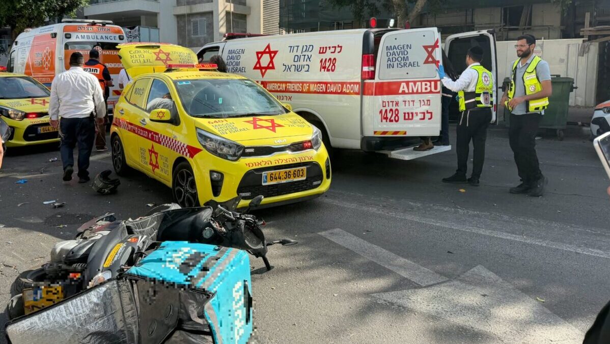 זירת התאונה ברחוב דוב גור. צילום: הצלה דרום